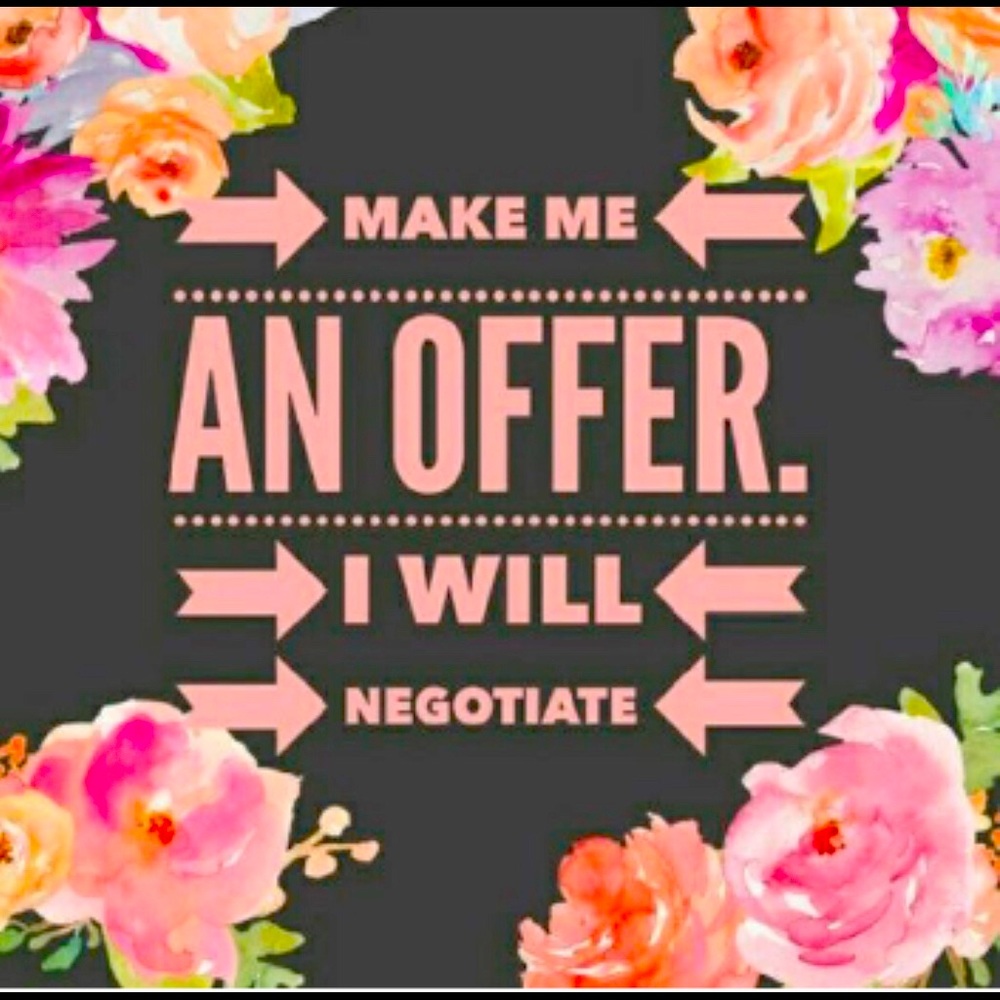 Don’t be shy make me an offer ‼️‼️ 👞☝🏼👖👗👔👠👢👡🥾👟🥿
